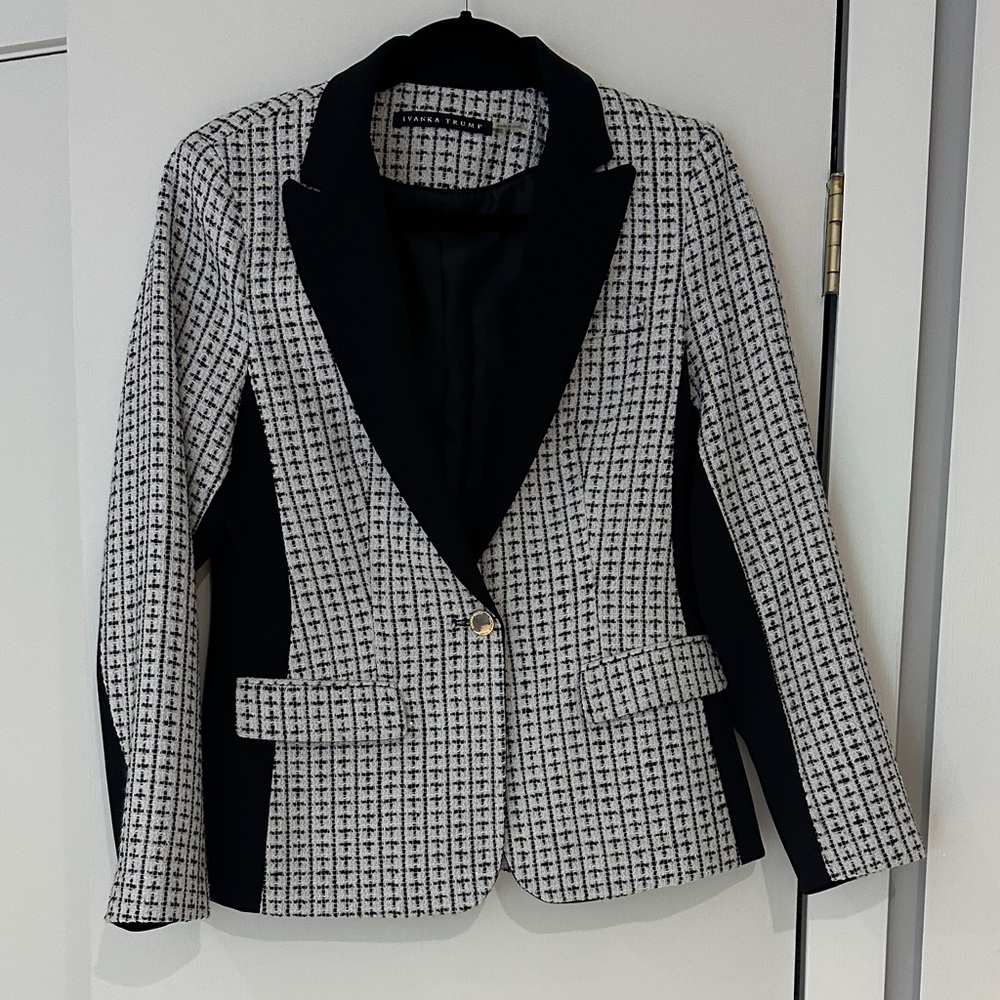 Ivanka Trump Black and White Patterned Blazer